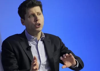 OpenAI CEO’su Sam Altman kovuldu