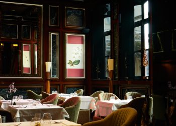 Gault & Millau’dan İstanbul’un Seçkin Tayland Restoranları  Çok Çok’lara ve Ernest Bar’a Ödül