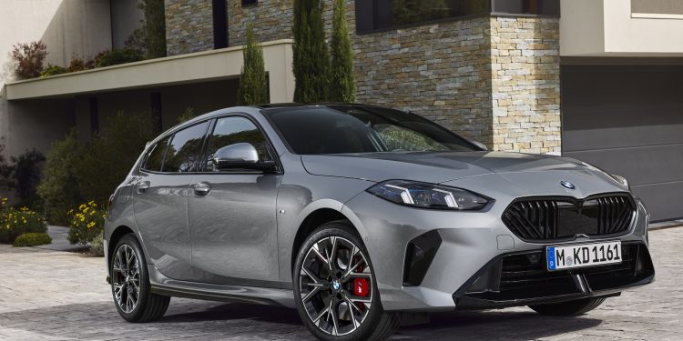 Üstün Performansı ile  Yeni BMW 120 Satışa Sunuldu