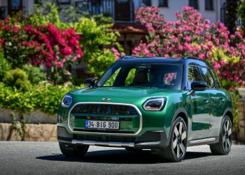 Yeni Tamamen Elektrikli MINI Countryman