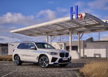 BMW’nin İlk Seri Üretim  Hidrojen Yakıt Hücreli Modeli 2028’de Yola Çıkacak