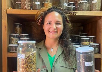 Merve Tüfekçi Emre, Ata tohumu unutulmasın diye Şifa Köyü’ne Tohum Bankası kurdu…