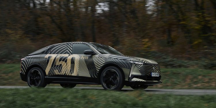 Ds Automobiles 750 Km Menzil Sunacak Yeni Premium Elektrikli Modeli Ds N°8’i Duyurdu!