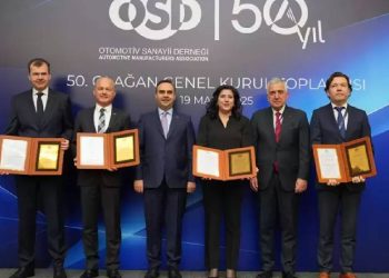 Otomotiv sanayi Avrupa’da 3.büyük üretici olmayı hedefliyor